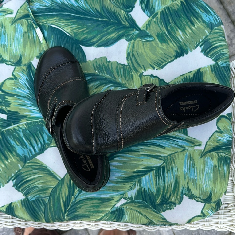 Clark’s NEW bendables black all leather